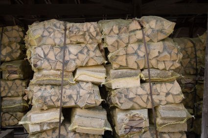 China pe mesh bag,monofilament woven bag,mono bags for firewood supplier