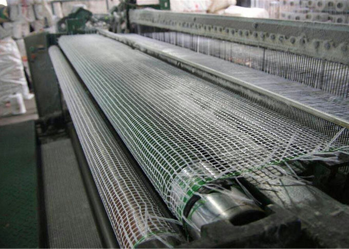 anti- weed  pp woven fabric,5years life,2.05m x100meter length.
